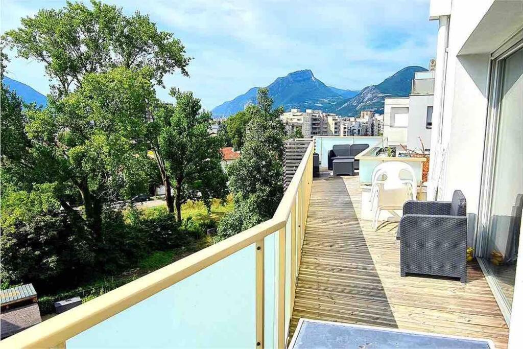 Grand Appartement Avec Vue Magnifique - Vercors - Une Experience Unique - Wifi Gratuit Grenoble Ngoại thất bức ảnh